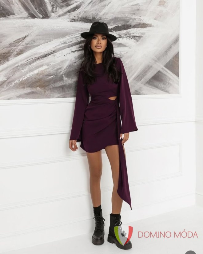 Elegant Mini Dress with Cut-Out Detail and Flowing Sleeves